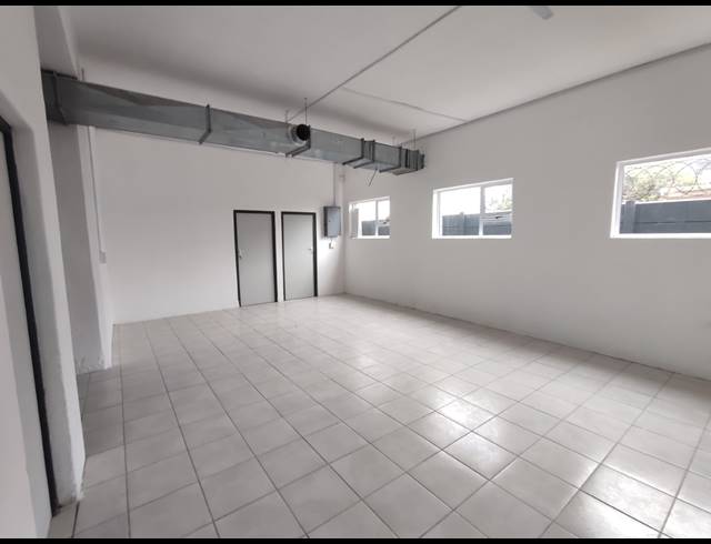 2,400M² BUILDING FOR SALE IN MAITLAND